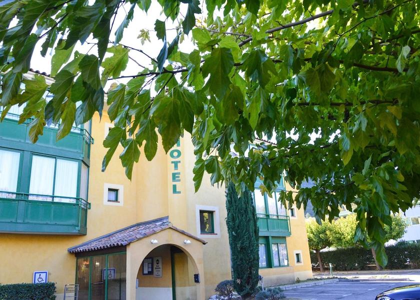 Provence-Alpes-Côte d'Azur Gemenos Front of property