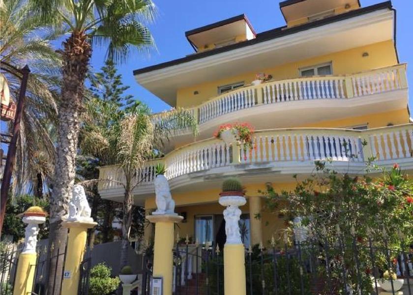 Calabria Gizzeria Primary image