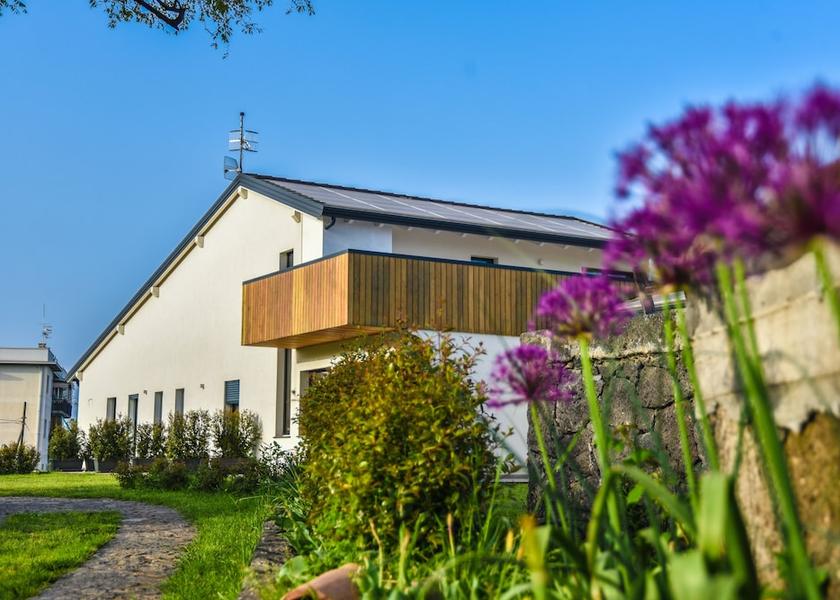 Sicily Mascali Garden