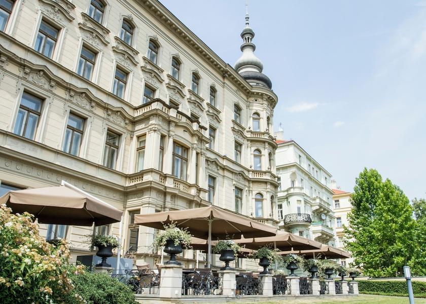  Prague Restaurant