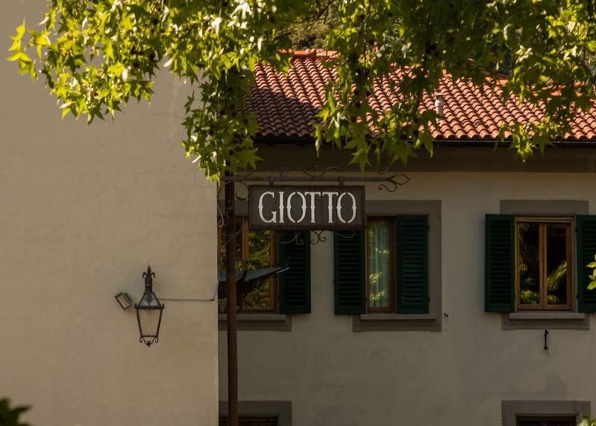 Tuscany Vaglia Facade