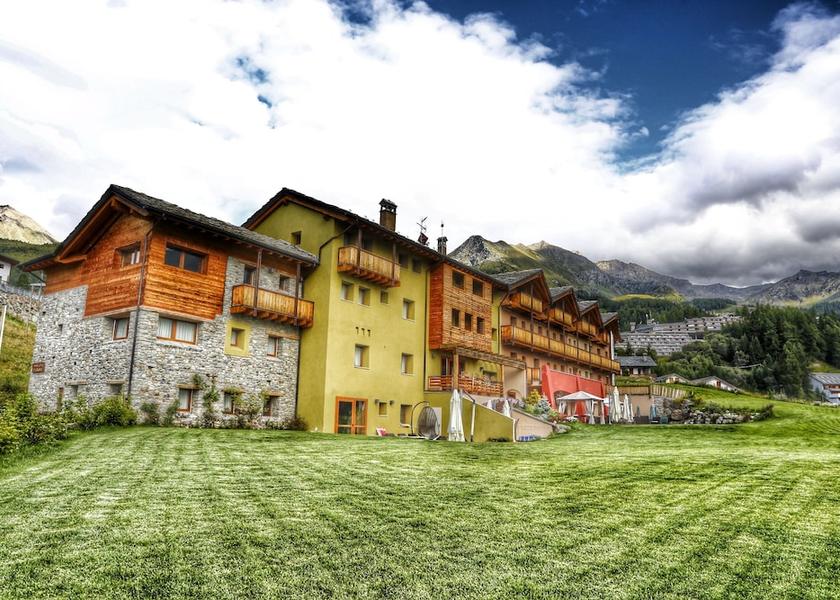 Valle d'Aosta Gressan Facade