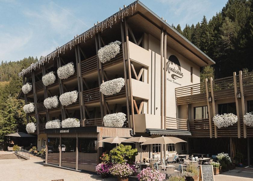 Trentino-Alto Adige Nova Ponente Facade