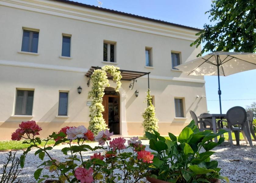 Marche Colli al Metauro Exterior view