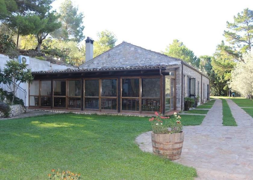 Sicily Polizzi Generosa Garden
