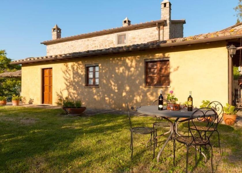 Tuscany Monterchi Exterior Detail