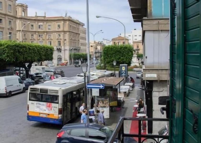 Sicily Palermo Street View