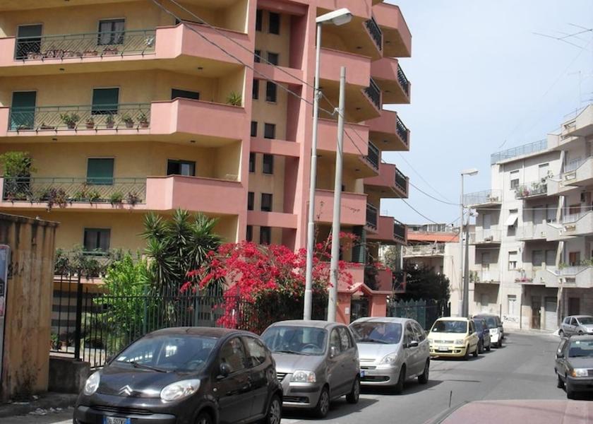 Calabria Reggio Di Calabria Exterior Detail