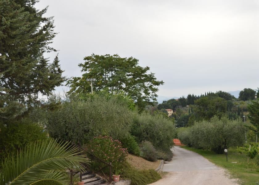 Umbria Montefalco Garden