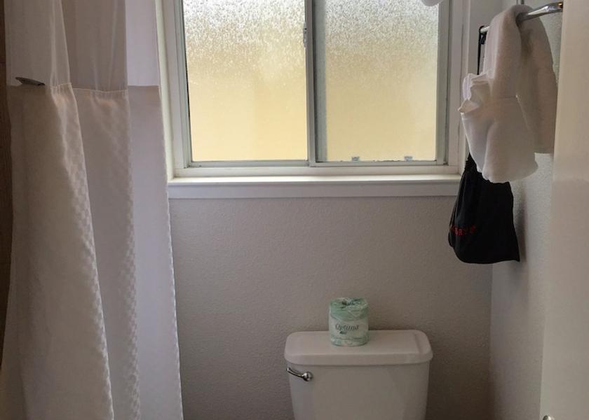California Palo Alto Bathroom