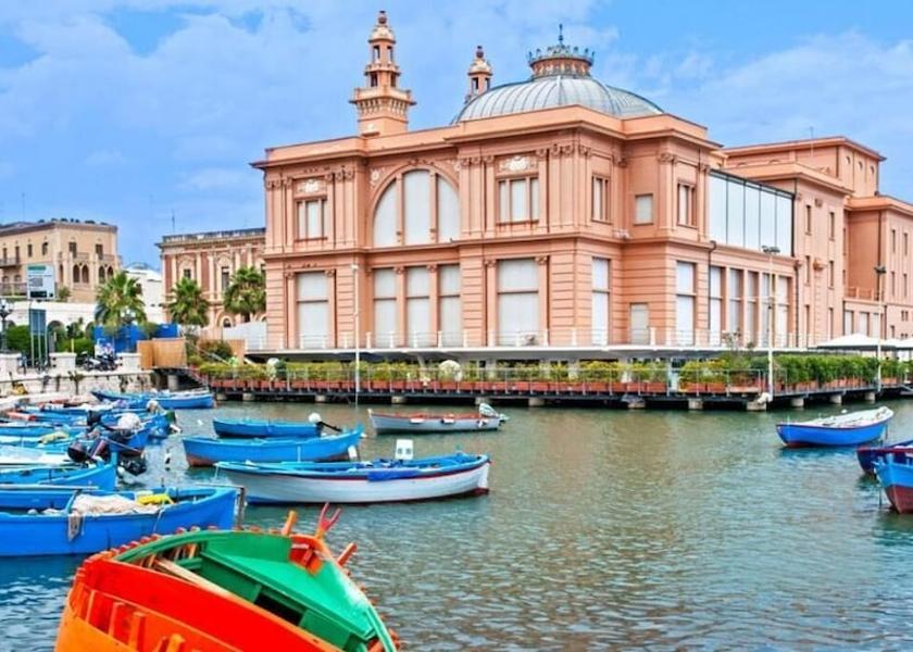 Puglia Mola di Bari Lake