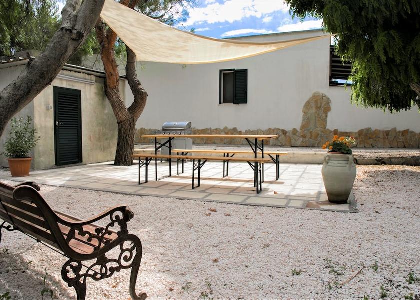 Puglia Santa Cesarea Terme BBQ/picnic area