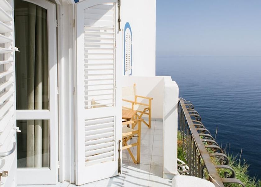 Sicily Malfa Terrace/patio