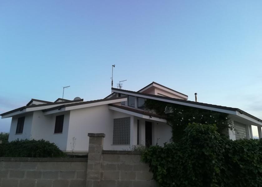 Puglia Maruggio Exterior Detail