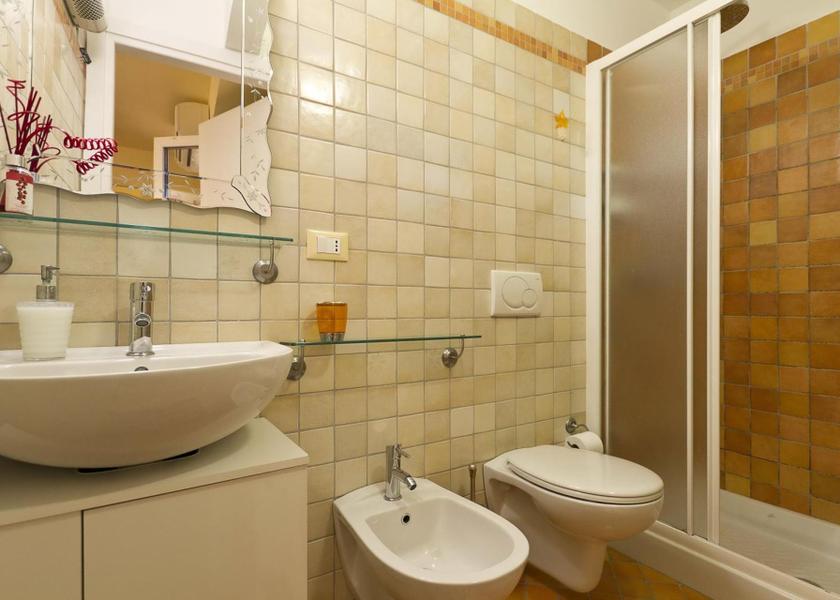 Piedmont Orta San Giulio Double Room with Private Bathroom