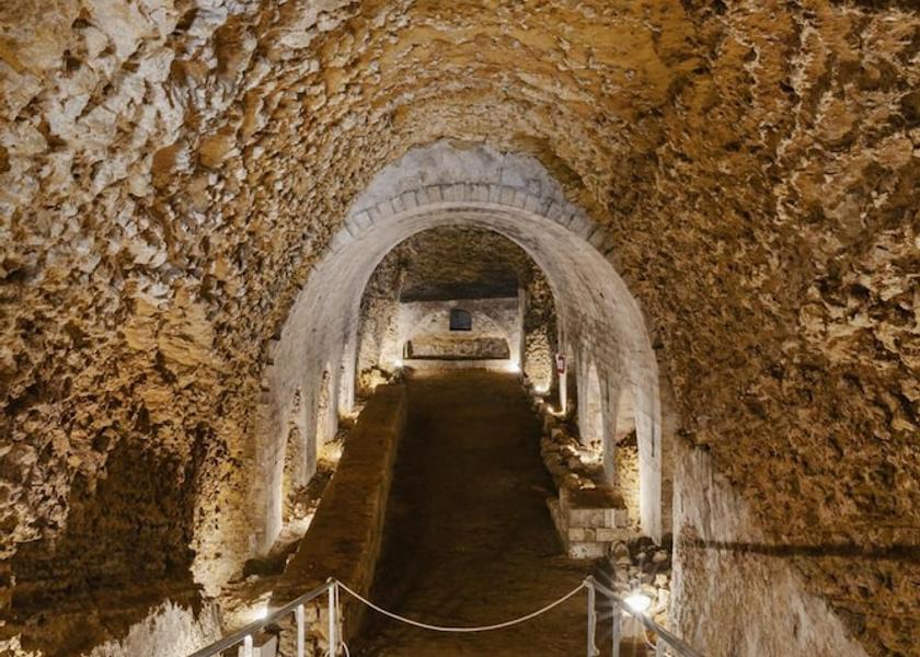 Basilicata Montescaglioso Interior Entrance