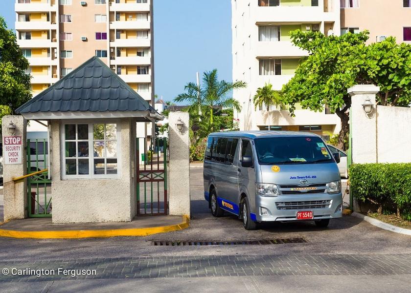 Saint James Ocho Rios Entrance