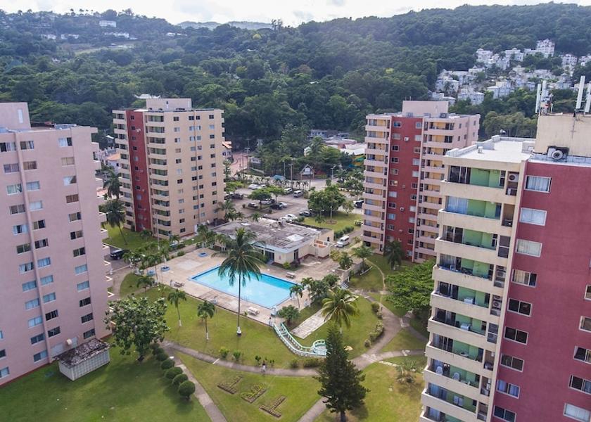 Saint James Ocho Rios Pool