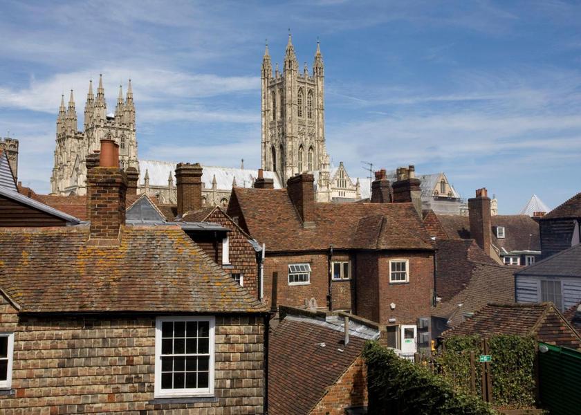 England Canterbury surrounding environment