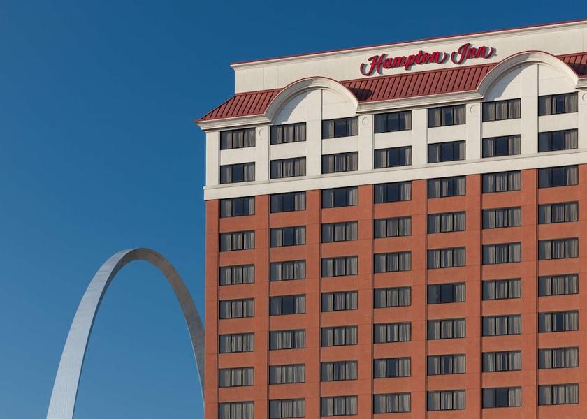 Missouri St. Louis Exterior Detail