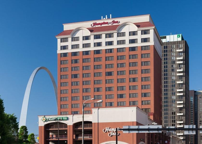 Missouri St. Louis Exterior detail