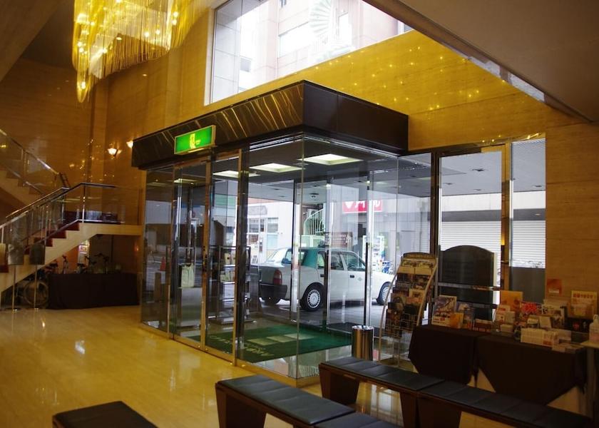 Gifu Gifu Lobby