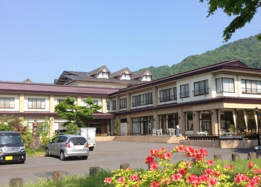 Akita Kosaka Exterior Detail