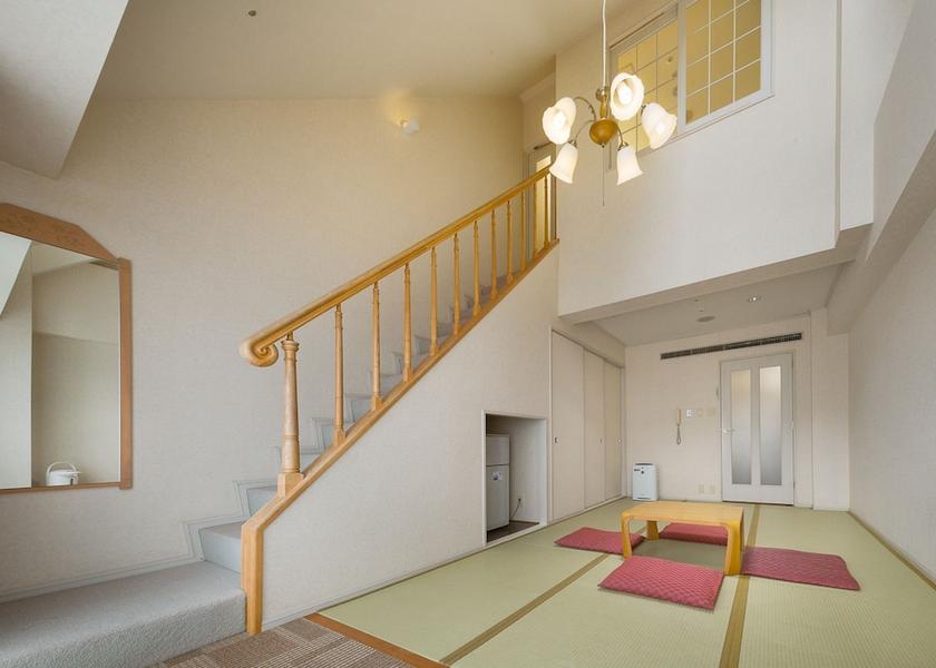 Hyogo Kato Room