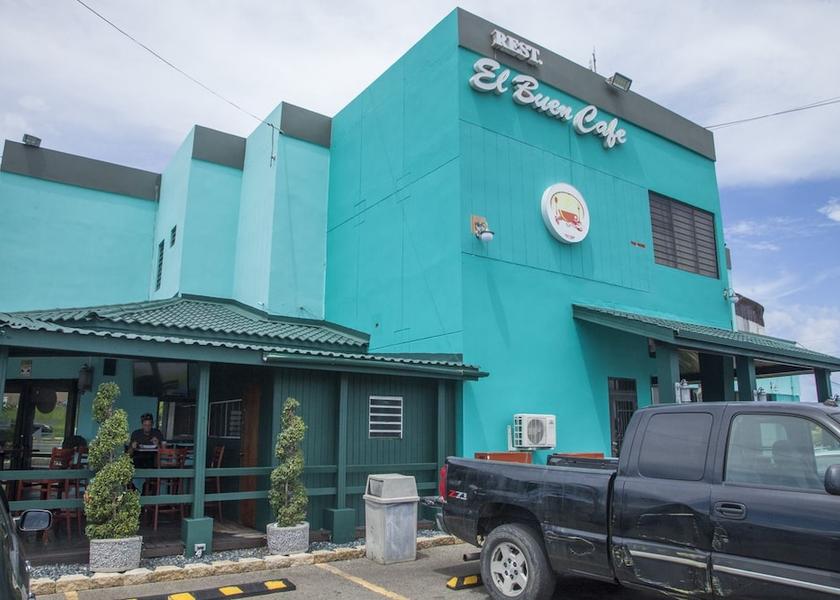  Hatillo Exterior Detail