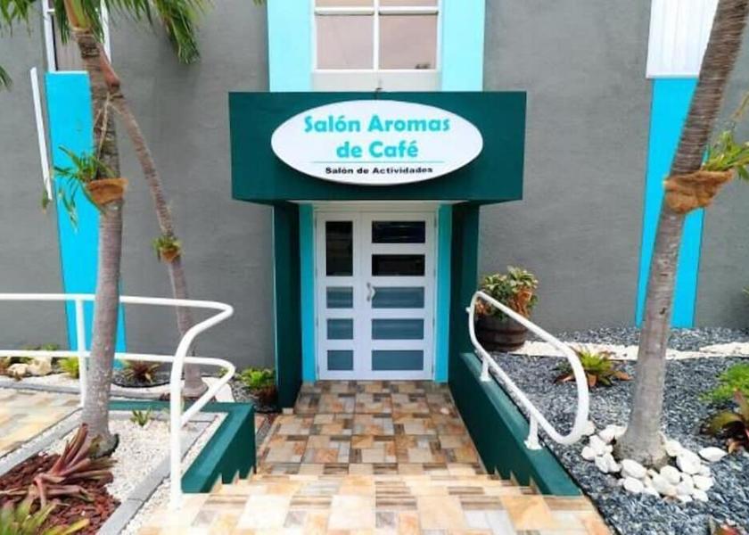  Hatillo Exterior Detail