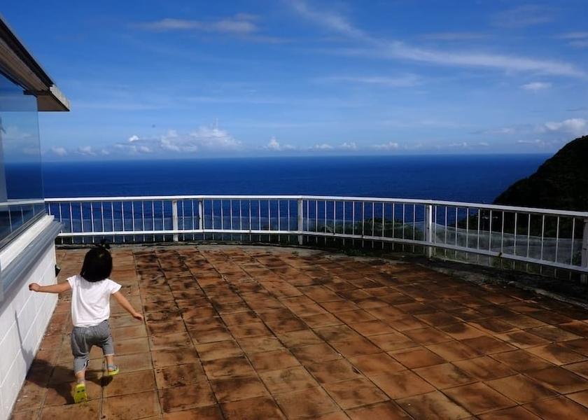 Okinawa Higashi Primary image