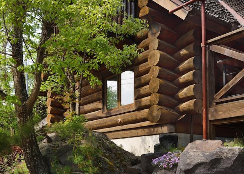 Gunma Tsumagoi Facade
