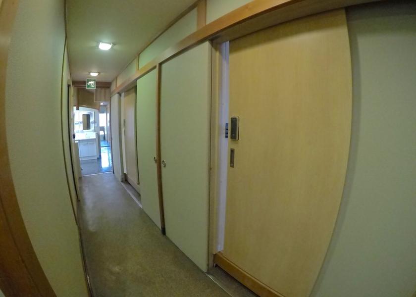 Chiba Narita Hallway