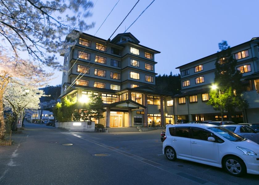 Nagano Achi Exterior Detail