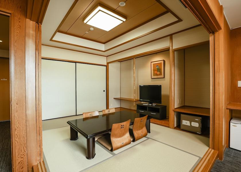 Kochi Ino Room