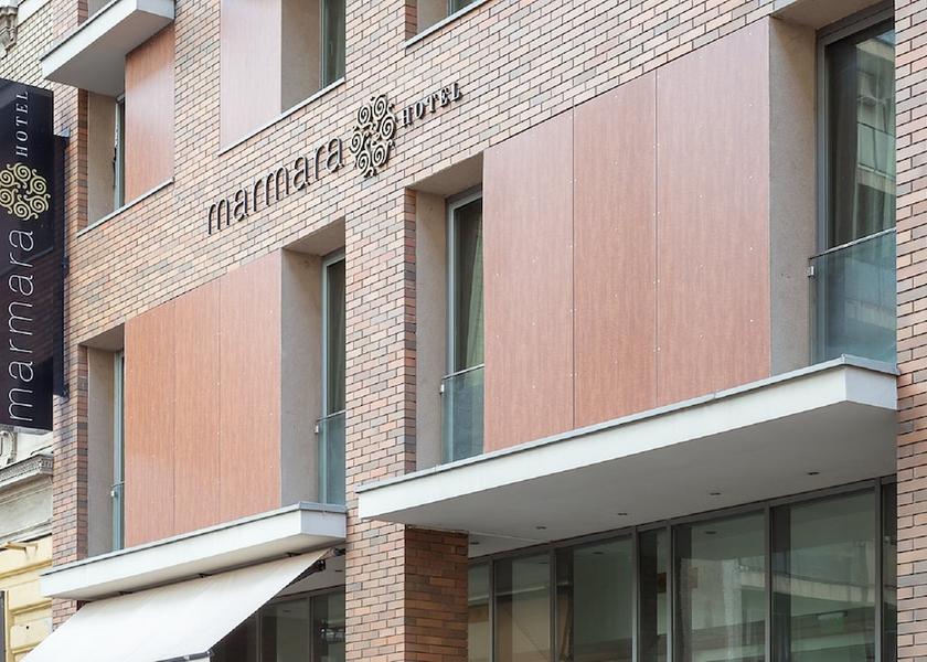  Budapest Exterior Detail