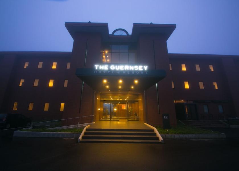 Oita Taketa Facade