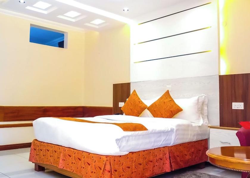  Meru Room