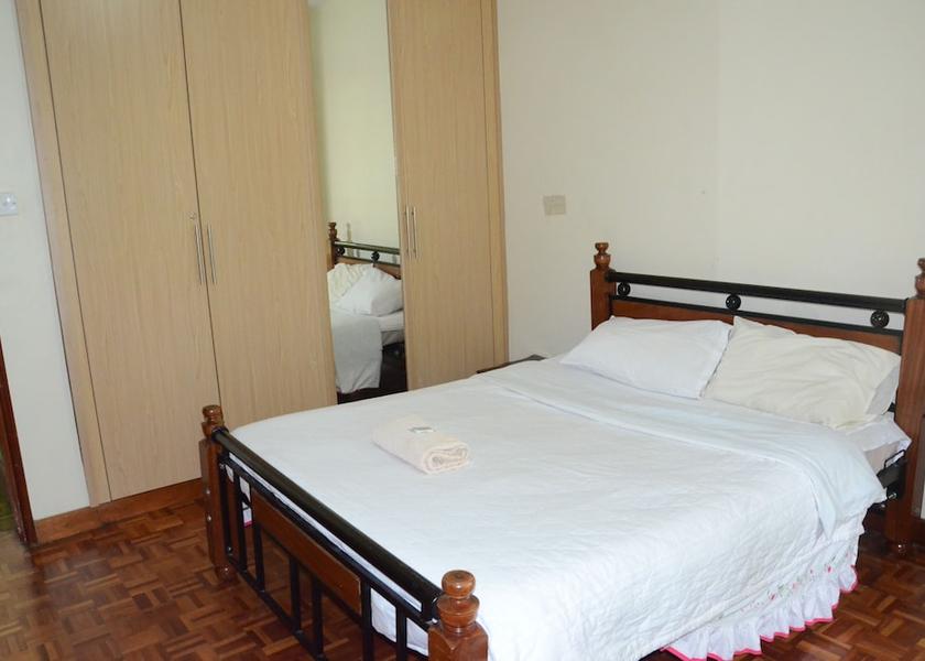 Nairobi Room