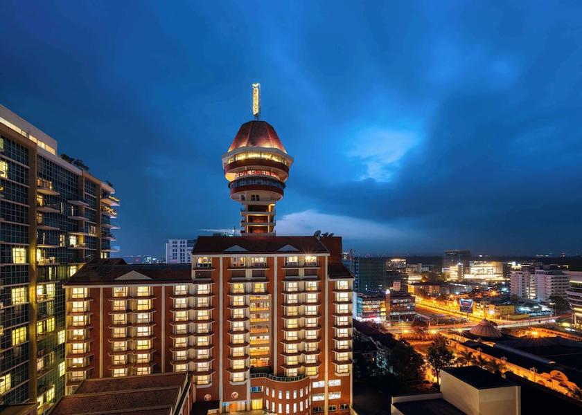  Nairobi Exterior Detail