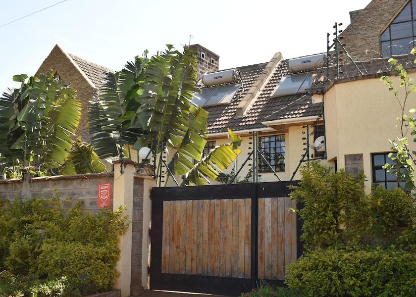  Nairobi Exterior Detail
