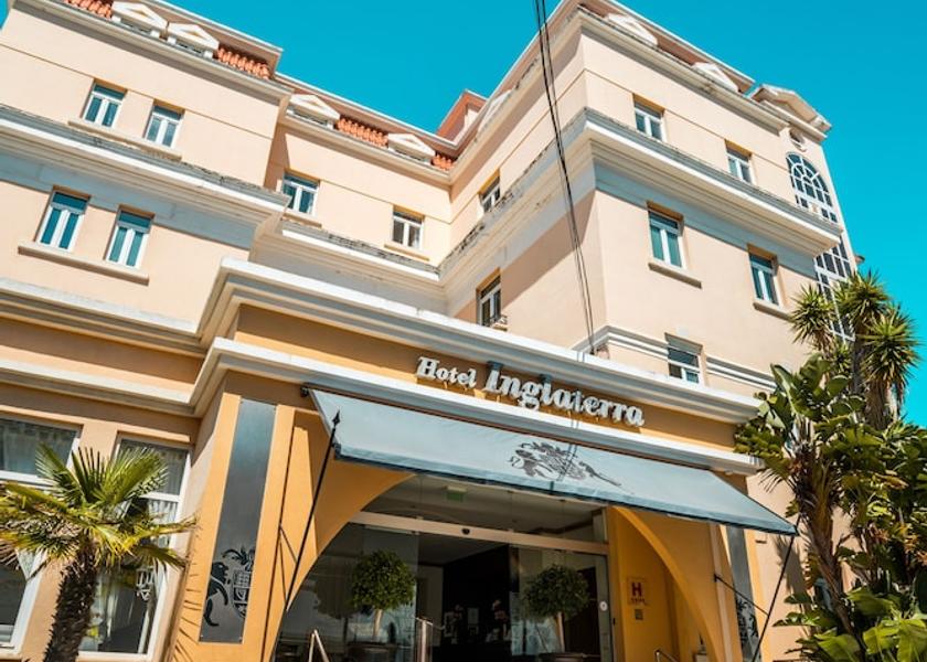  Cascais Front of property