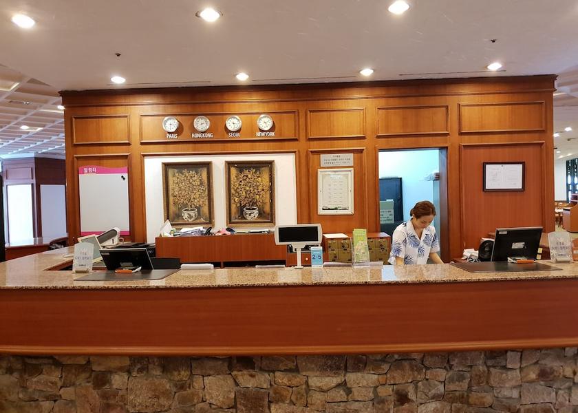 Gyeonggi Yongin Meeting facility