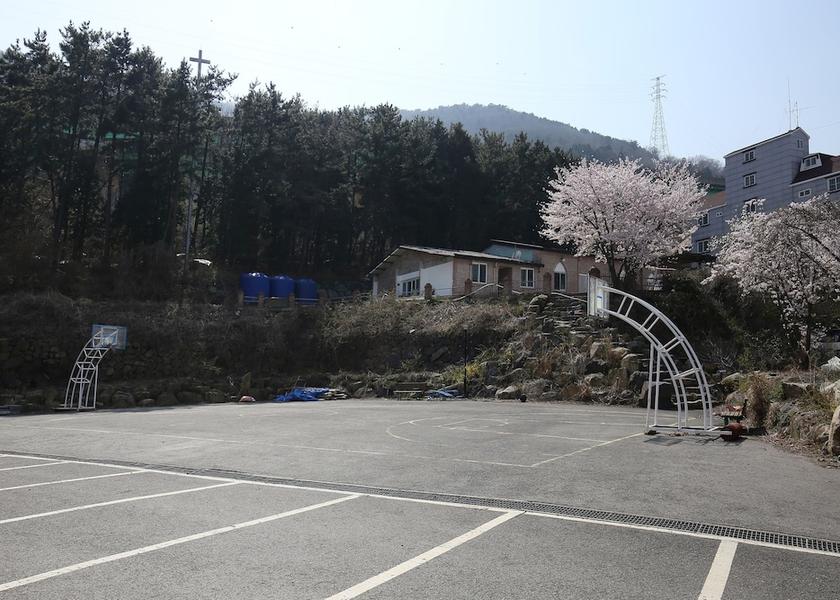 South Gyeongsang Geoje Basketball court