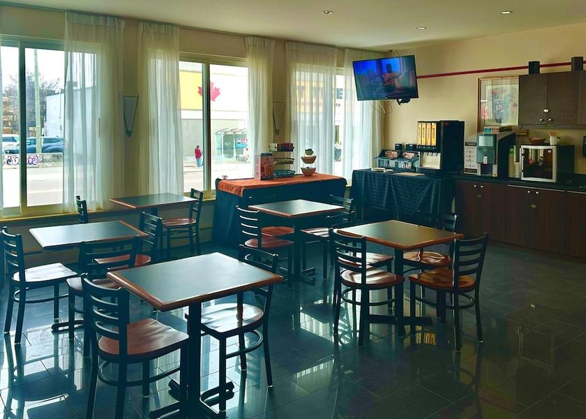 Ontario Kingston Breakfast Area