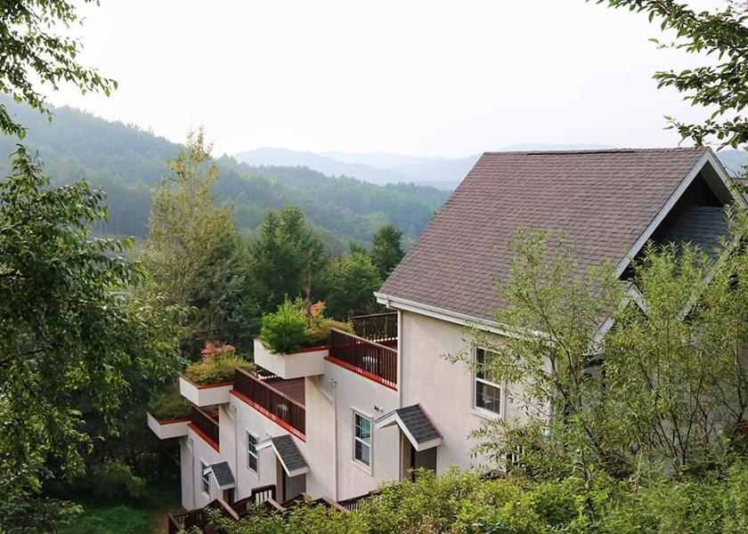 Gangwon Hoengseong Exterior Detail