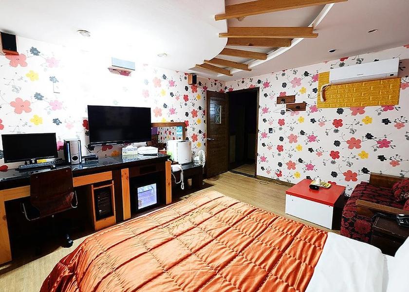 Jeonbuk Gunsan Room
