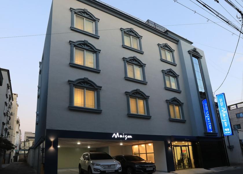 North Gyeongsang Gyeongju Front of property - evening/night