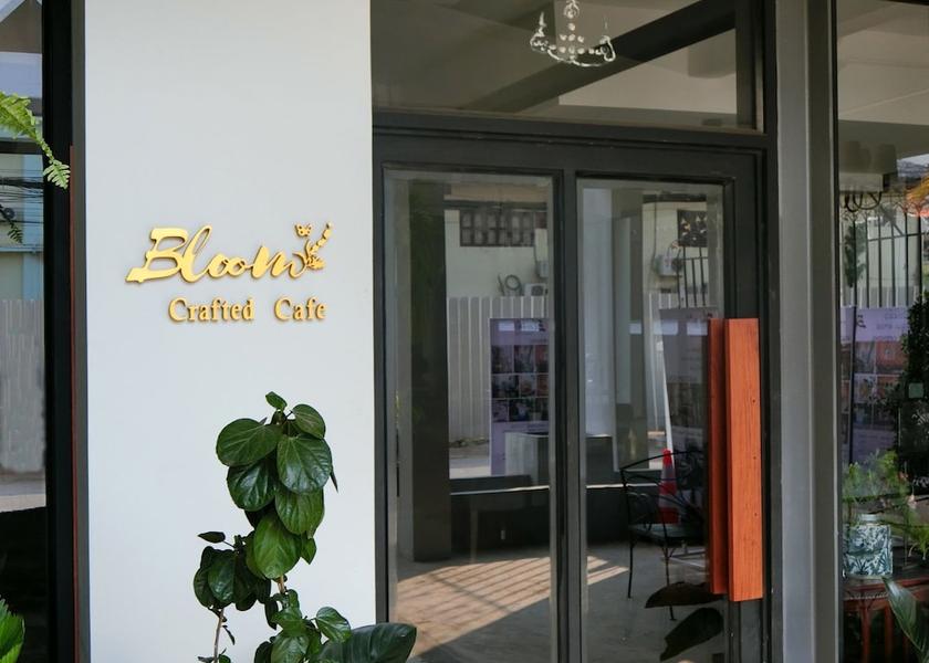 Vientiane Vientiane Property entrance