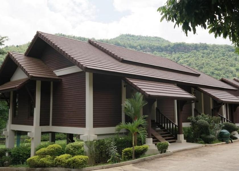  Pakse Exterior Detail